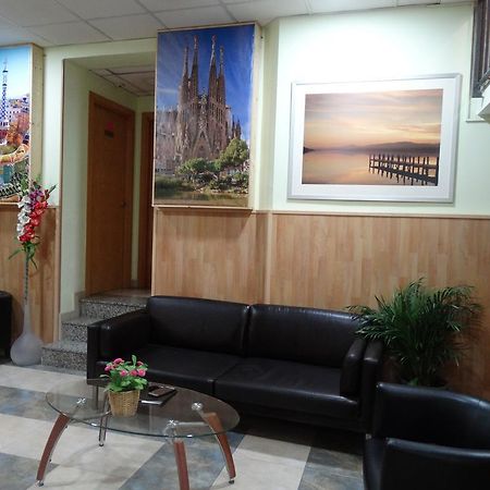 Hostal Mont Thabor Barcelona Exterior foto